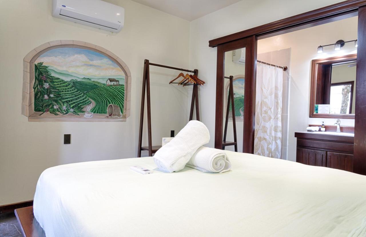 Hona Beach Hotel Dominical Eksteriør billede