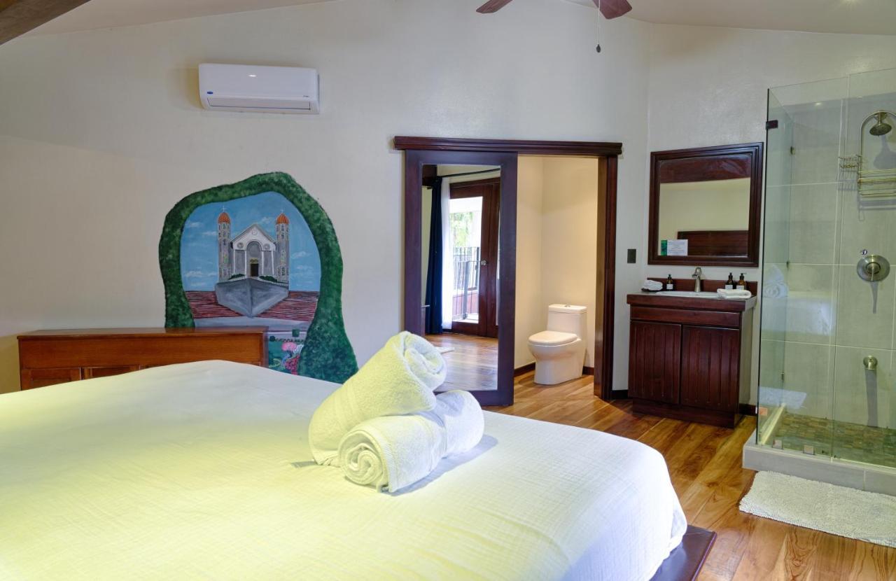 Hona Beach Hotel Dominical Eksteriør billede